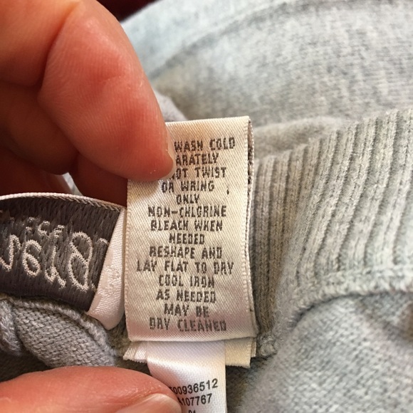 Lovely, soft Chico’s Zenergy pants! - Picture 6 of 9